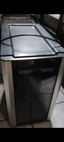 ADEGA Climatizada Midea Liva