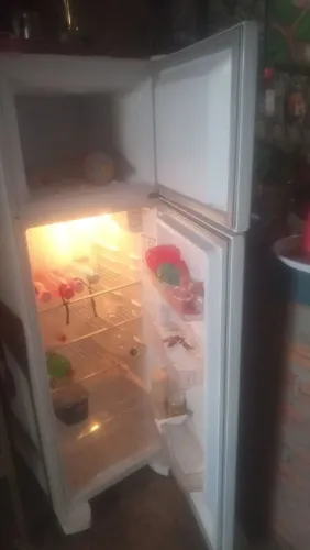 Geladeira gelo seco 