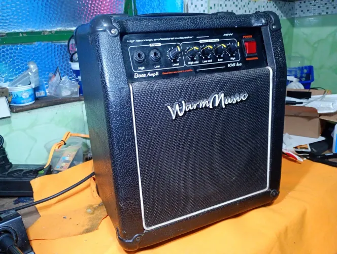 Amplificador Cubo Warm Music 30w