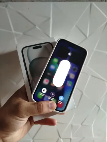 IPhone 15 - 128gb