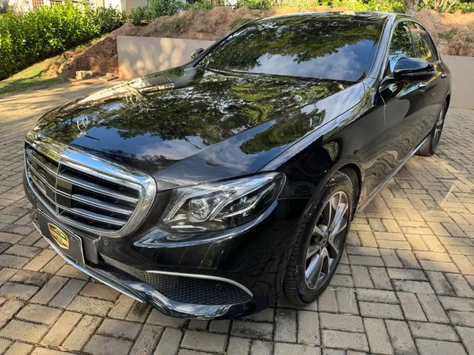 Mercedes-Benz E-250 Exclusive 2.0 TB 211cv Aut. 2017