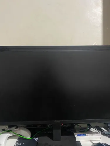 Monitor Gamer Samsung 27" FHD,120 Hz, HDMI, Preto, S3 (com defeito)