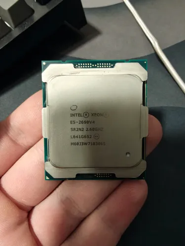 Xeon E5-2690 v4 14 núcleos 3.2ghz 