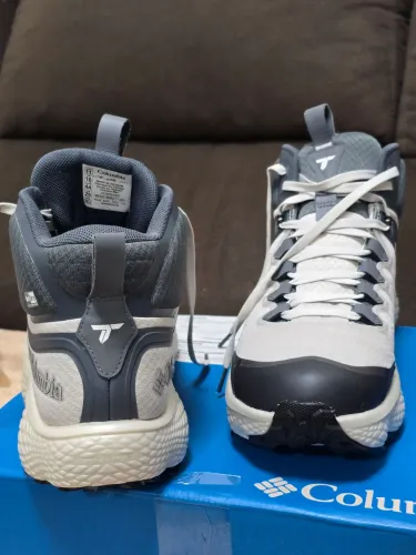 Bota columbia