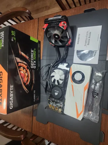 GTX 1080 Ti 11GB Gigabyte + Watercooler Corsair H55 (Kraken G10 + ML120)