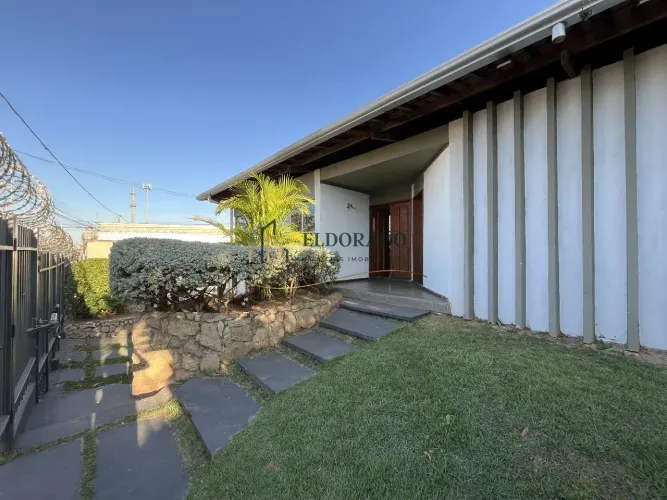 Casa Comercial para Locação Bairro Jardim das Américas em Cuiabá/MT