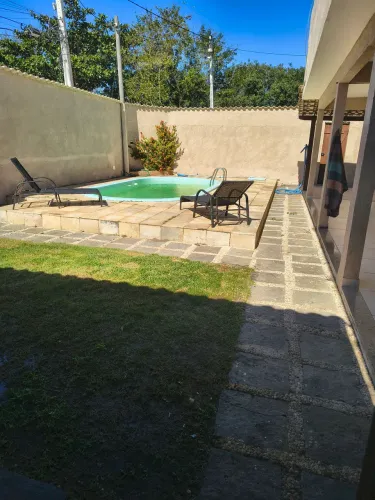 Alugo casa contrato Anual
