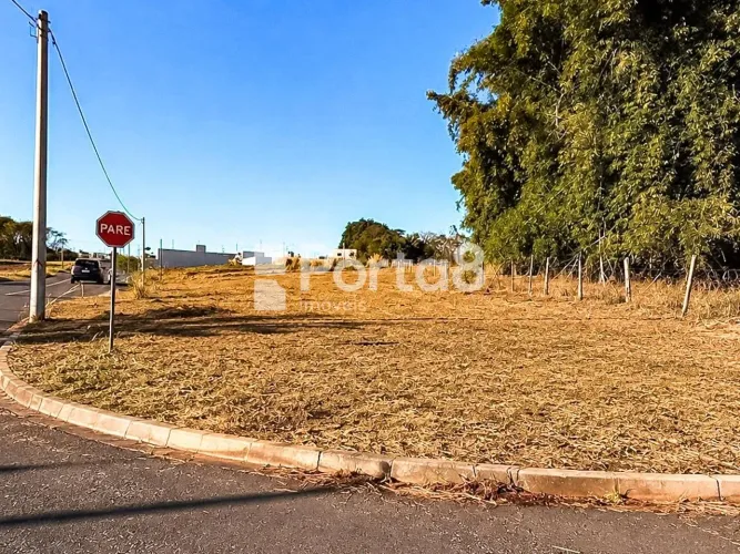 Terreno 359m² Condomínio Eville Trevo de Bady Bassit Esquina