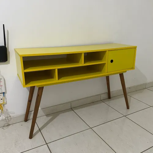 Rack para Sala Kenzo Amarelo Retrô para TV