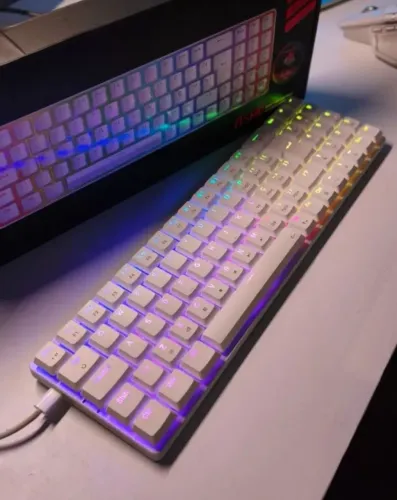 Teclado e mouse gamer
