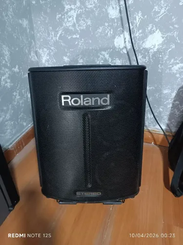 Amplificador Roland Stereo amp voz violao/guitarra