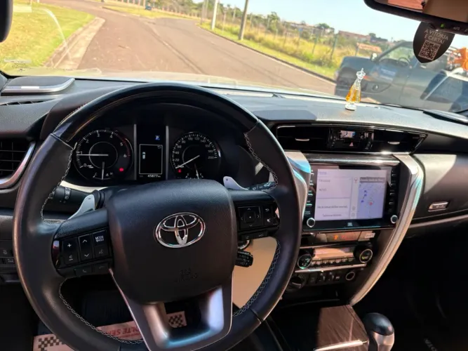 Toyota Hilux SW4 Diamond 2.8 TB 4X4 Die. Aut. 2022