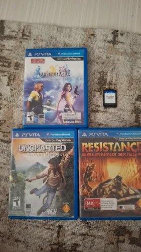 Lote de Jogos de ps vita