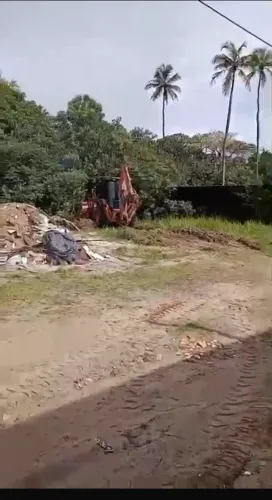 Vende se Terreno na Lagoa do Banana!