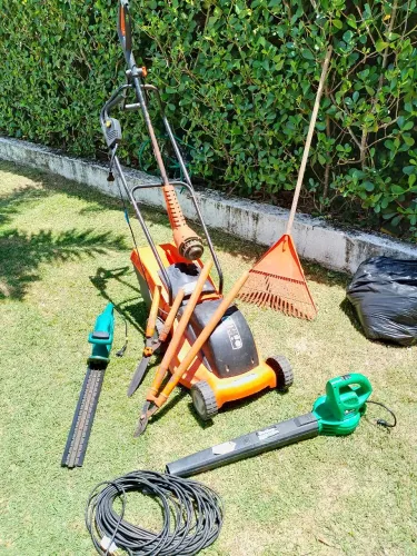 Preciso de jardineiro ou ajudante!!!