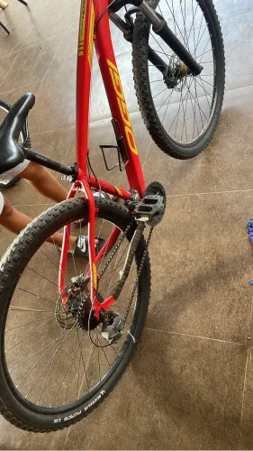 Bicicleta aro 28 Oggi Hacker Hidraulic Disc System