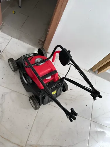Cortador de grama