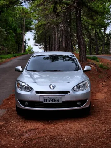 Renault Fluence Sed. Dynamique 2.0 16V Flex Aut. 2013