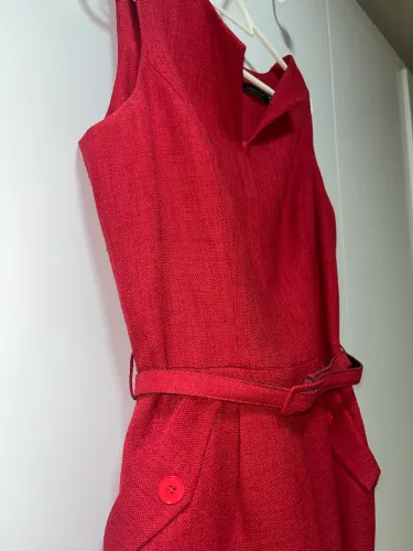 Tam42 Vestido Gregory Alfaiataria Vermelho - Linho - Elegância e Corte Impecável 