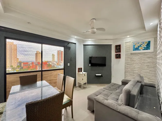 Apartamento 1 Dormitórios, Suite, Piscina, Churrasqueira à Venda na Praia da Enseada no Gu