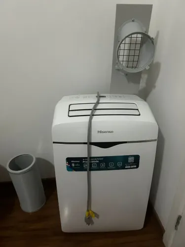 Ar condicionado portátil - marca Hisense - 12 mil BTU