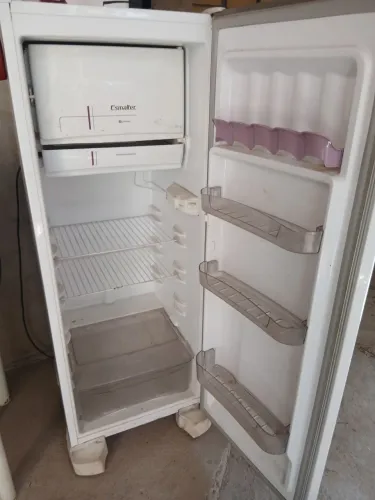 Vendo geladeira