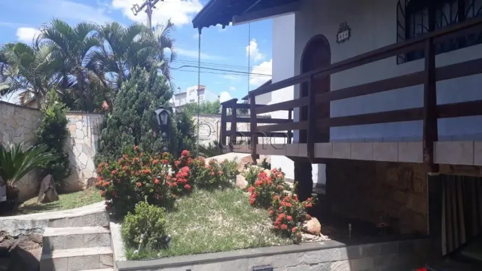 Sobrado à venda com 5 quartos no Parque Alto Taquaral, em Campinas