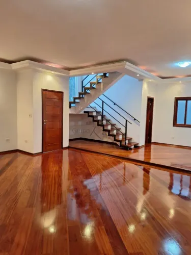 Oportunidade - Casa - Residencial Eldorado - Urbanova - 3 Dormitórios - 253,90m².