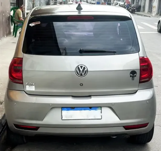 Volkswagen Fox 1.0 MI Total Flex 8V 5P 2012