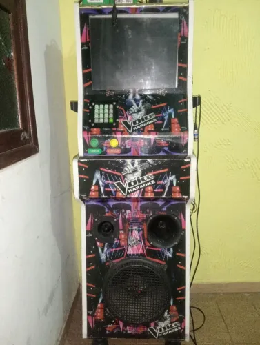 Aluguel de karaokê ? 3 em 1 