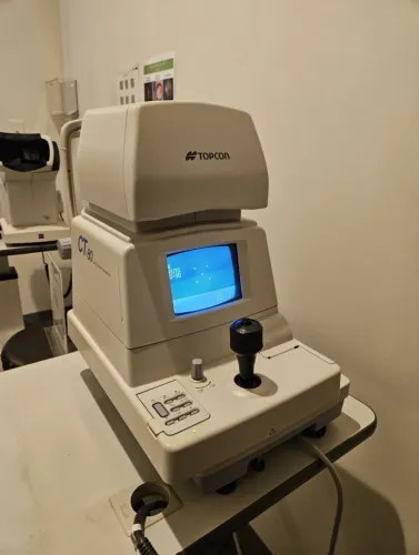 Auto tonometro Topcon - CT 80