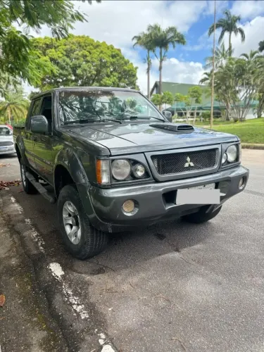 Mitsubishi L200 GLS 2.5 4X4 CD Diesel 2002