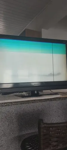 TV cm defeito para retirar peças