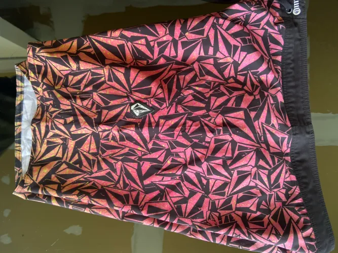 Bermuda Volcom original