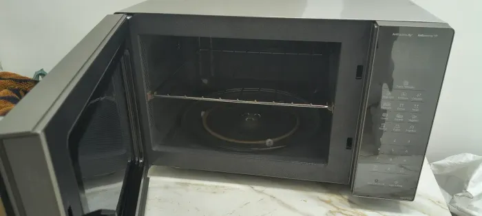 Microondas novo espelhado 800 reais no dinheiro ou pix