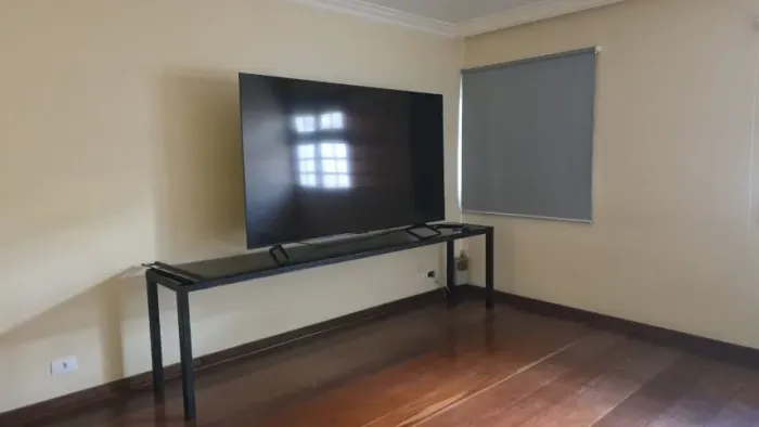 Mesa de Aço Com Tampo de vidreo 280cm x 60cm