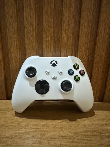 Controle Xbox série S/X semi novo