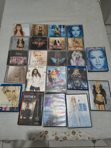 Coleção CDs e DVDs Brintey Spears