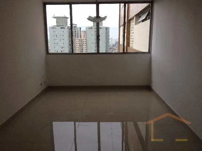 Apartamento 2 dormitórios, 1 vaga. 76m². Santana