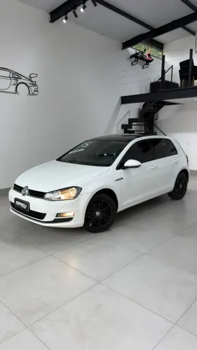 Volkswagen Golf Highline 1.4 TSI 140cv Aut. 2015