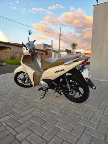 Honda Biz 125ex flex branco pérola