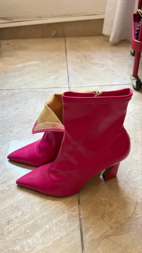 Bota Rosa Schutz