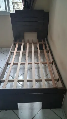 Cama solteiro