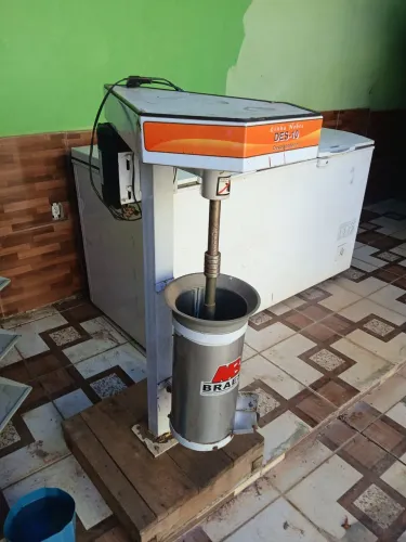 Máquina de bater açaí