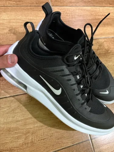 Tênis Nike air Max áxis