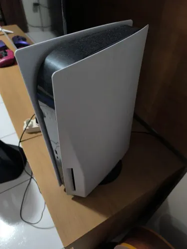 Playstation 5 825 gb com leitor