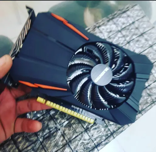 GTX 1050 ti gigabyte 4gb