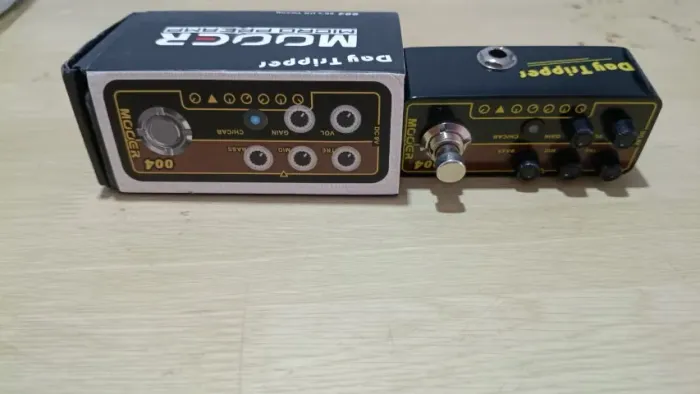 Pedal Pré-amp Mooer M004 