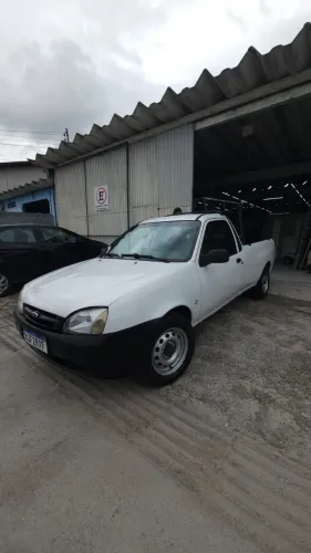 Ford Courier 1.6 L/ 1.6 Flex 2012