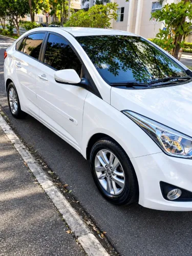 Hyundai HB20S Premium 1.6 Flex 16V Mec. 4P 2014